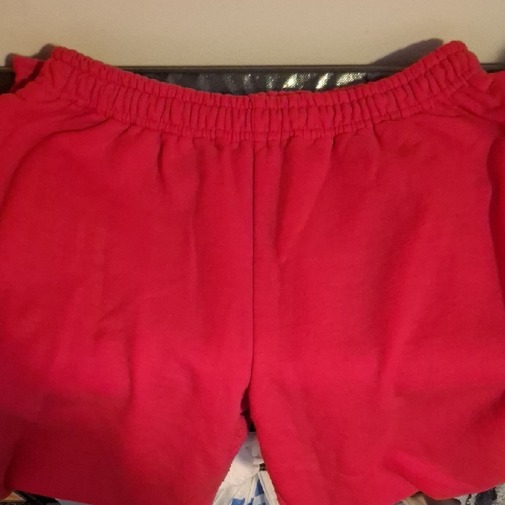 Gildan Women's Red Sweatpants